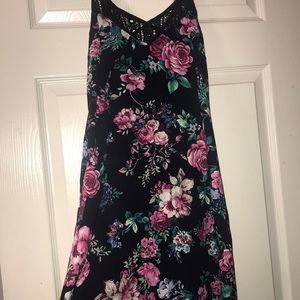 Target floral print dress size M